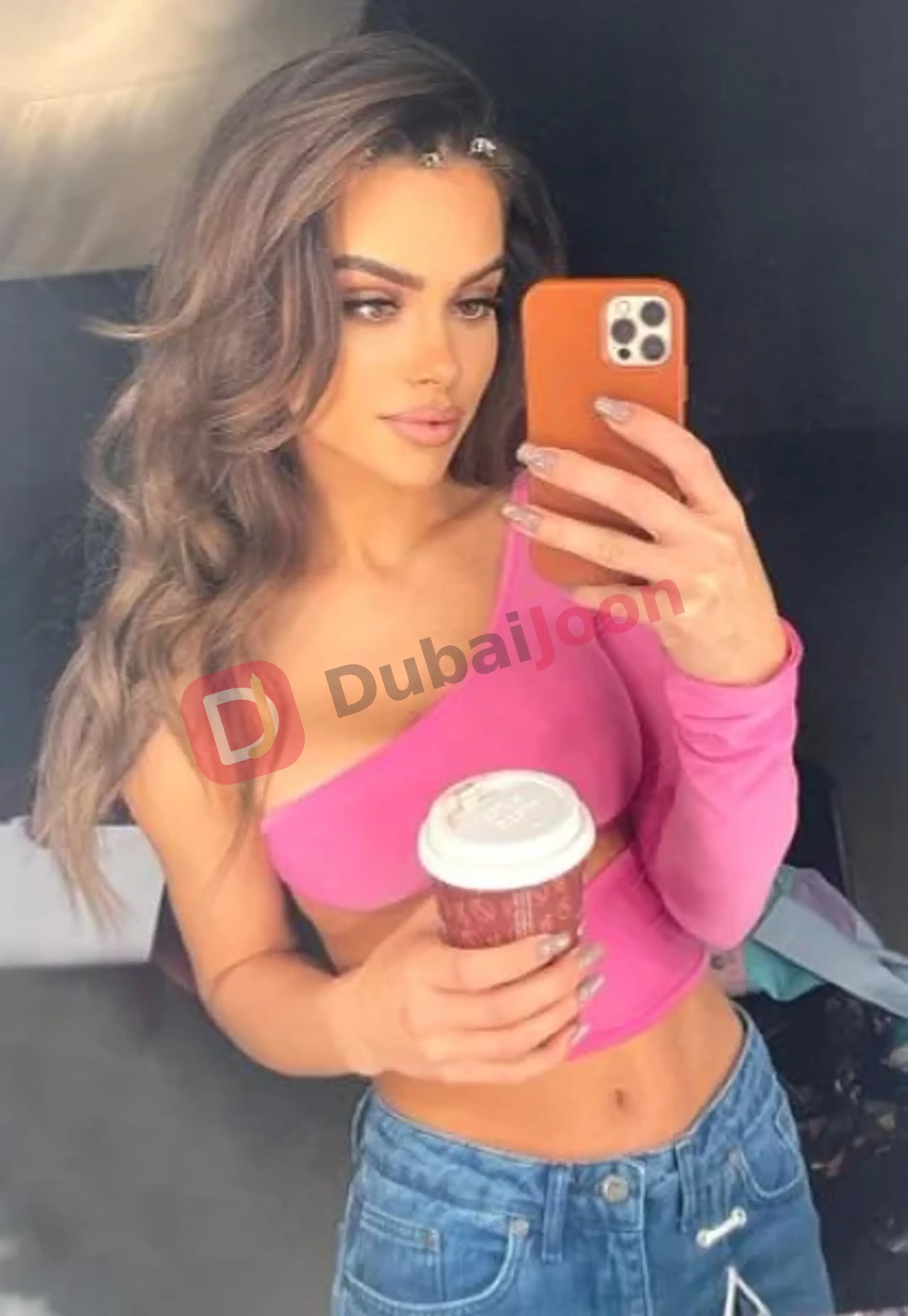 Profile of leela in Dubai, photograph 1