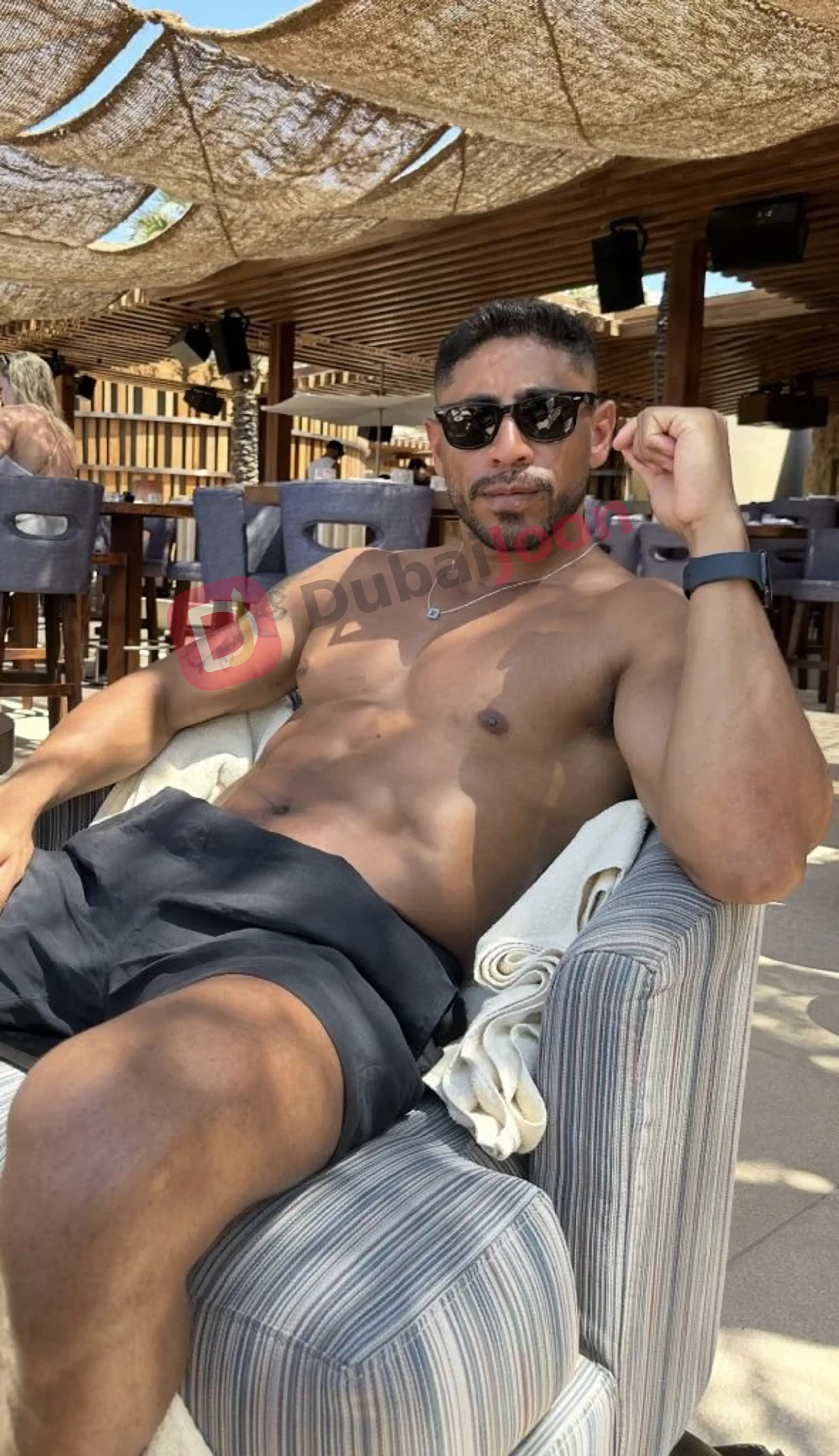 Profile of MAXBRGUY in Dubai, photograph 1
