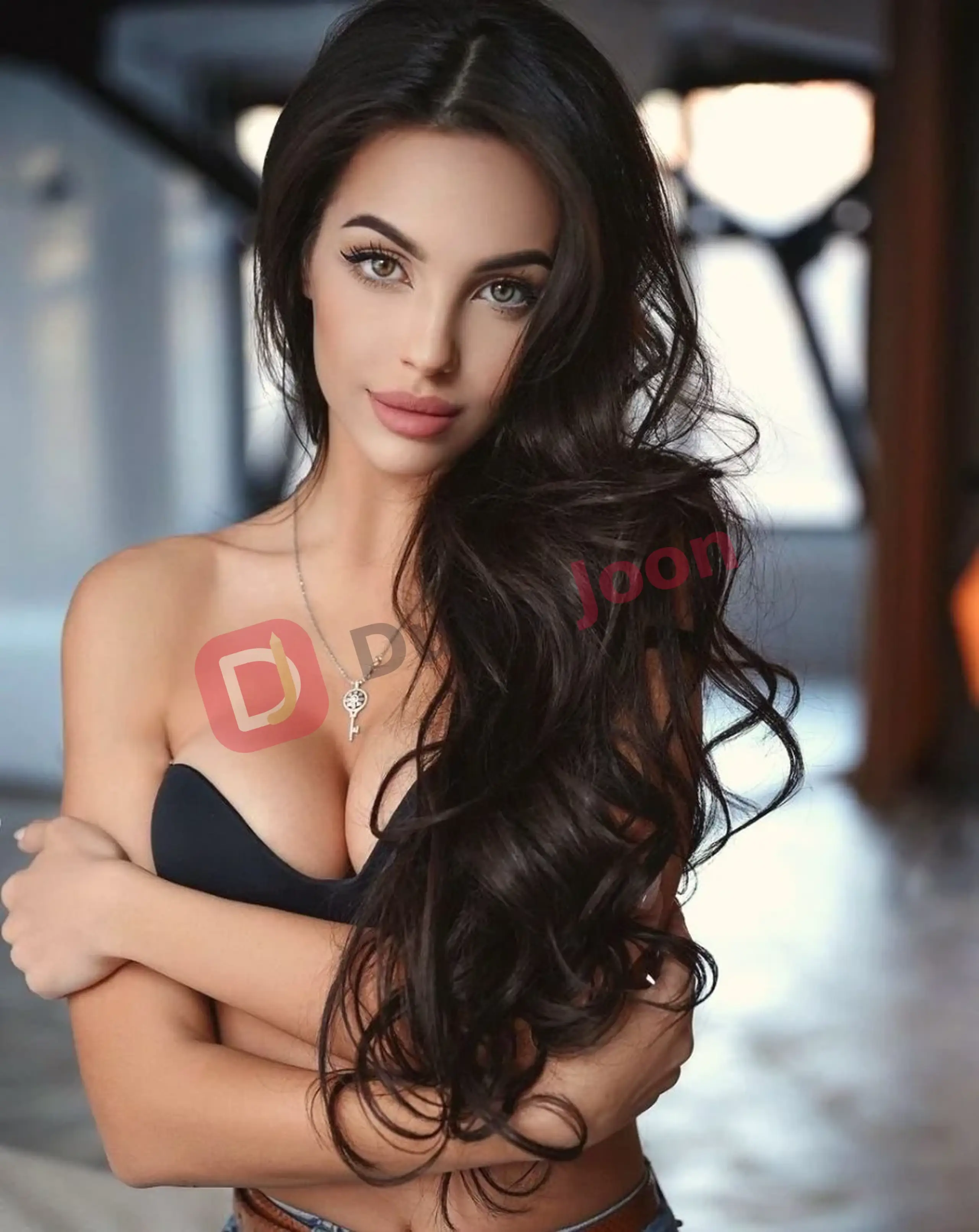Profile of noley in Dubai, photograph 1