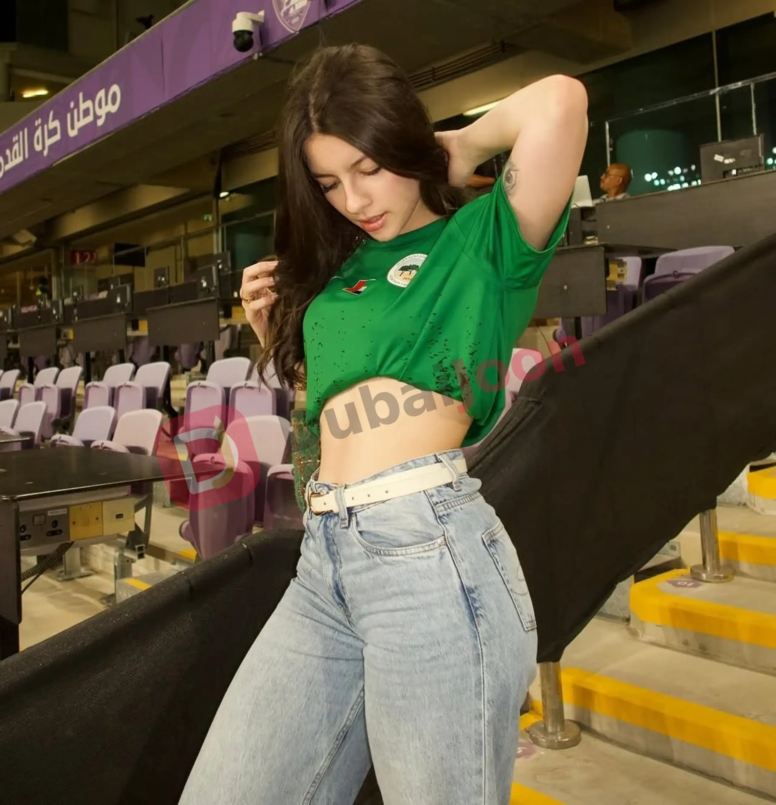 Profile of Daria in Abu Dhabi, photograph 1