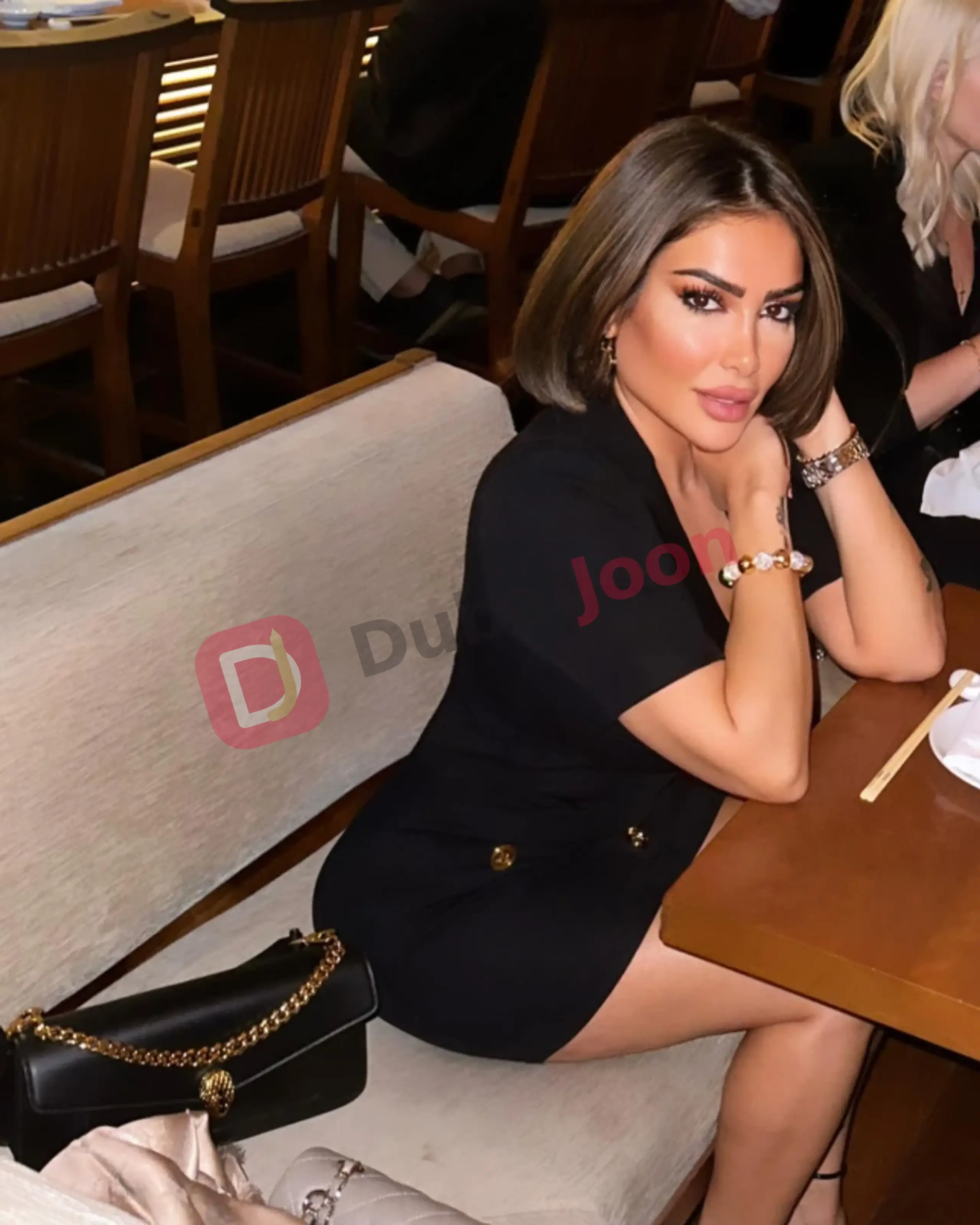 Profile of bella in Dubai, photograph 1