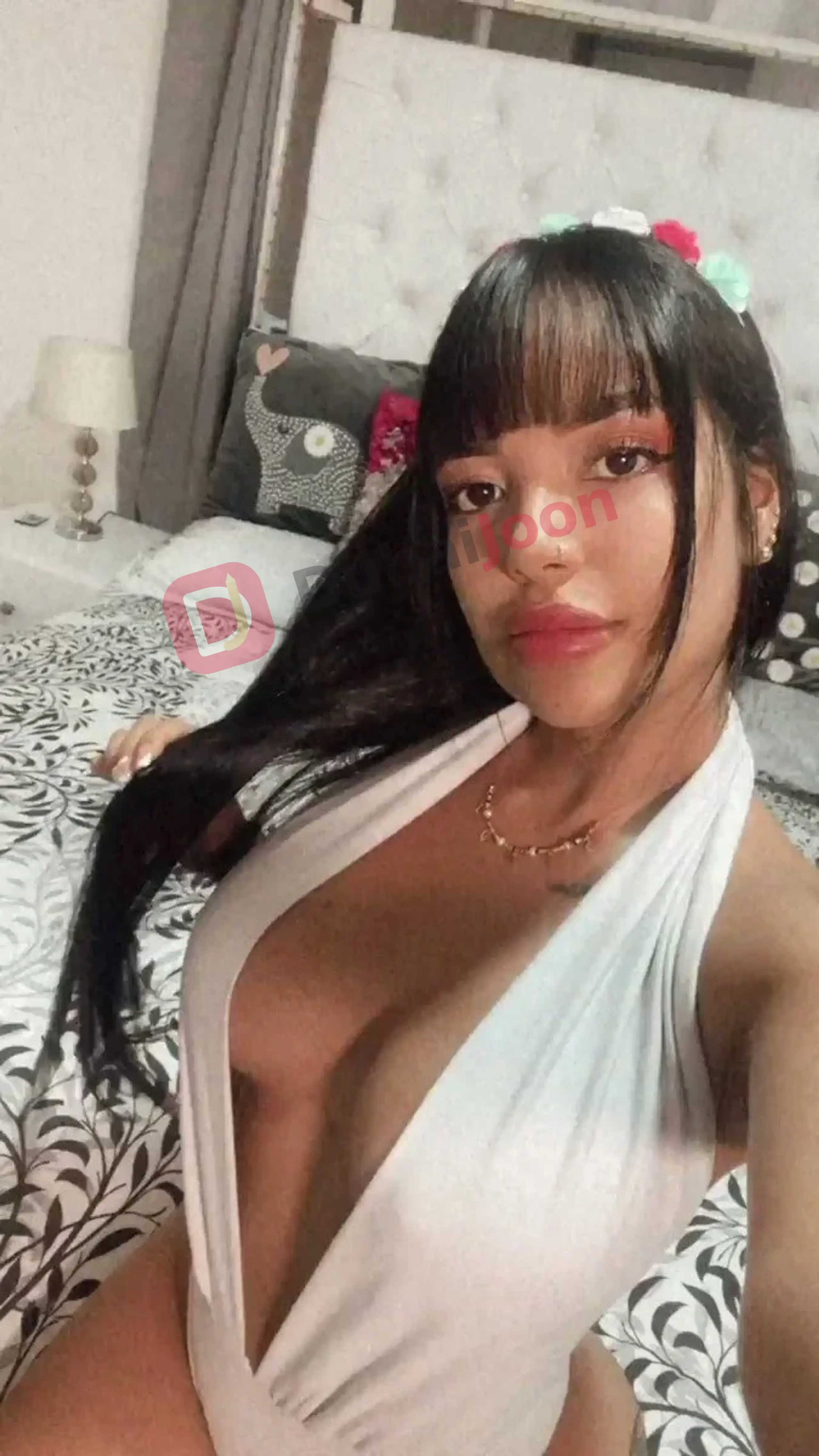Profile of Aurora Anal in Dubai, photograph 1
