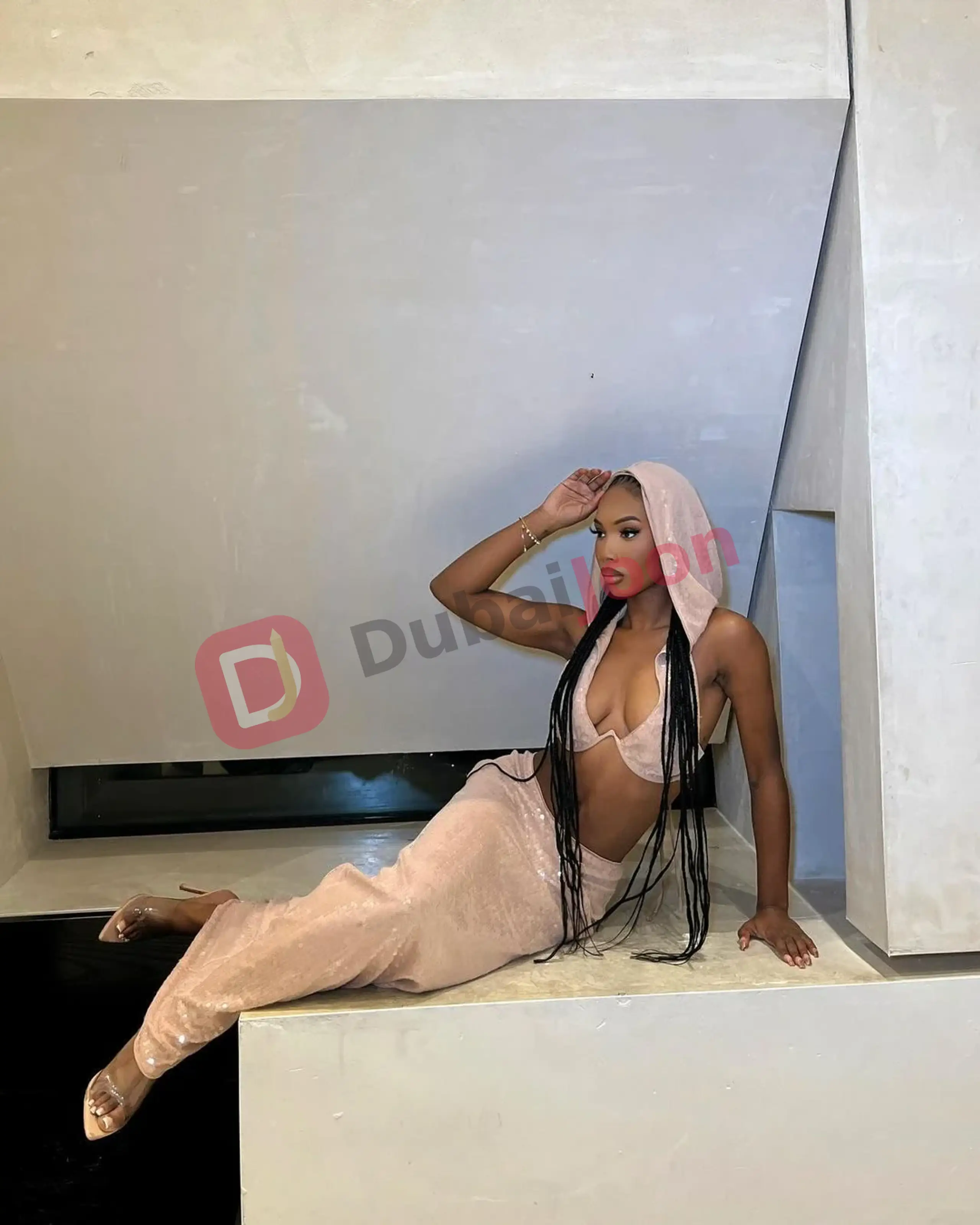 Profile of kay in Dubai, photograph 1