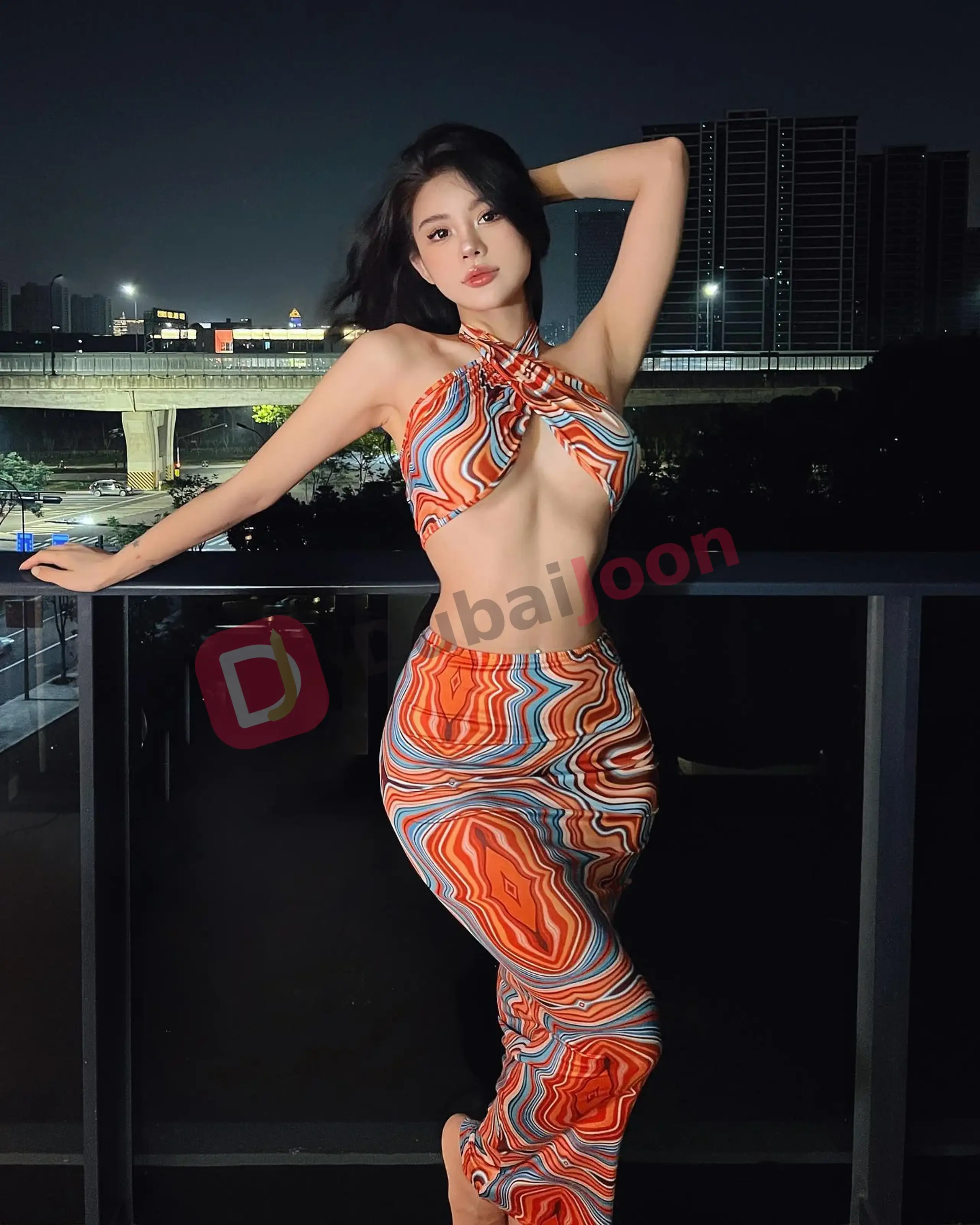 Profile of Asami in Dubai, photograph 1