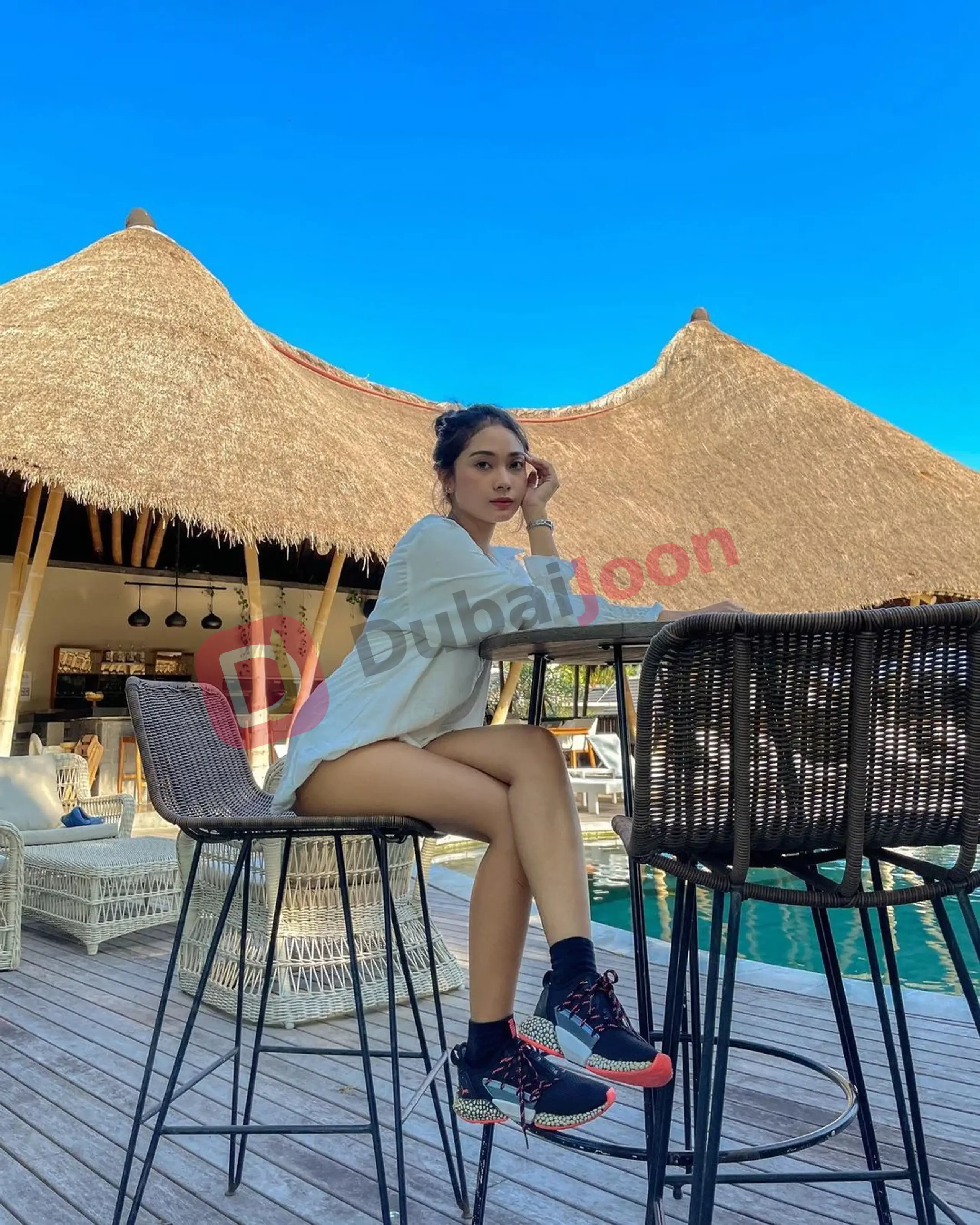 Profile of Nadira in Dubai, photograph 1